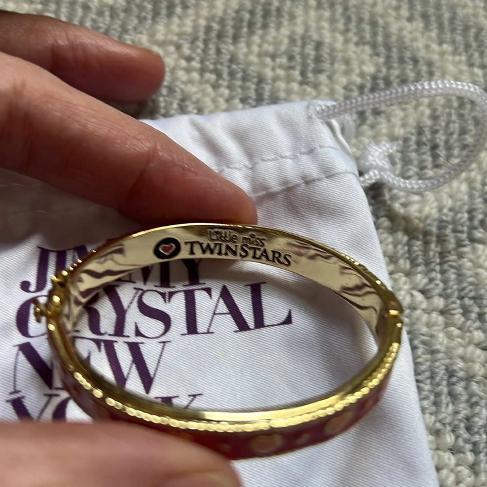 Child’s enamel heart bracelet - Picture 2 of 3